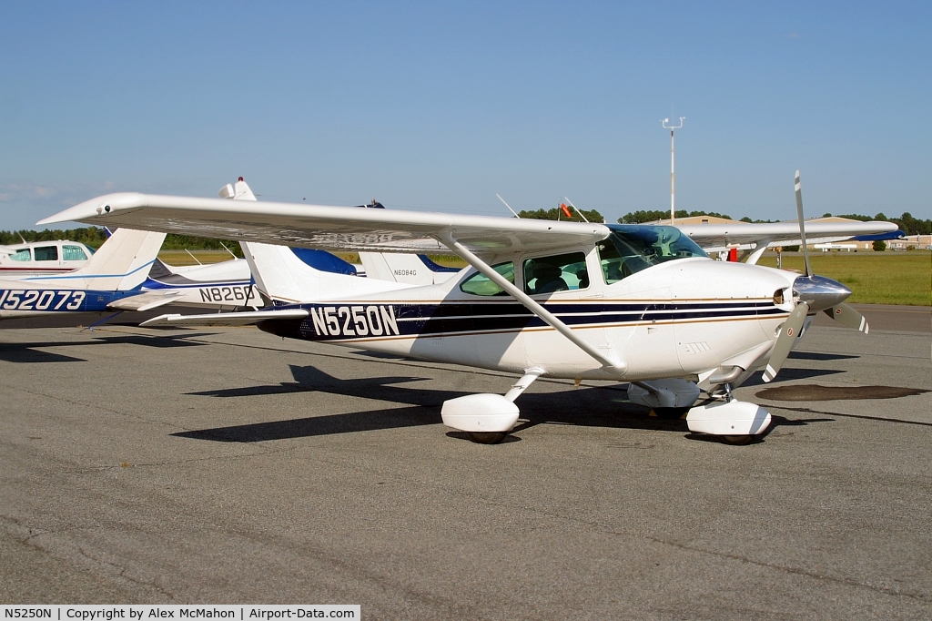 N5250N, 1980 Cessna 182Q Skylane C/N 18267599, A beautiful 182 here for the weekend.