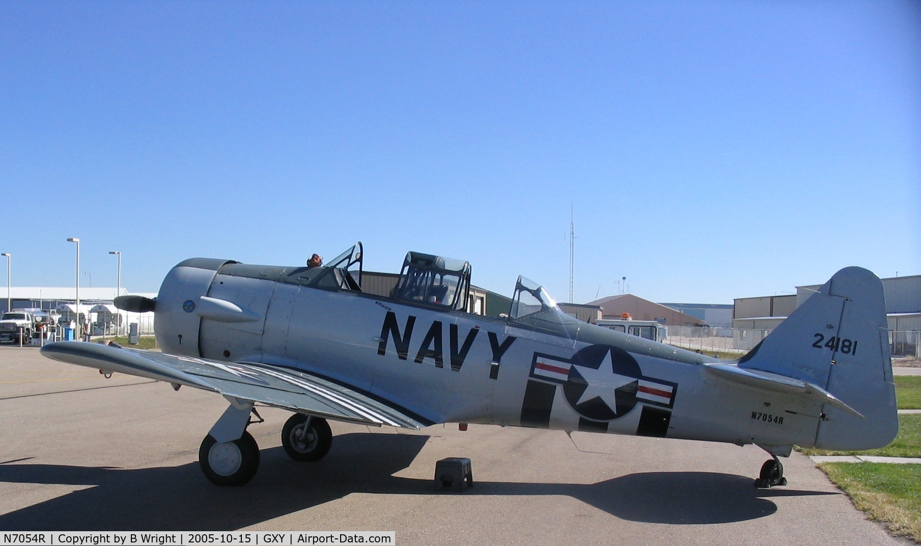 N7054R, 1943 North American AT-6C Texan C/N 88-112429, SNJ - AT6-C / Pilot is Ott Clermont of Top Dog