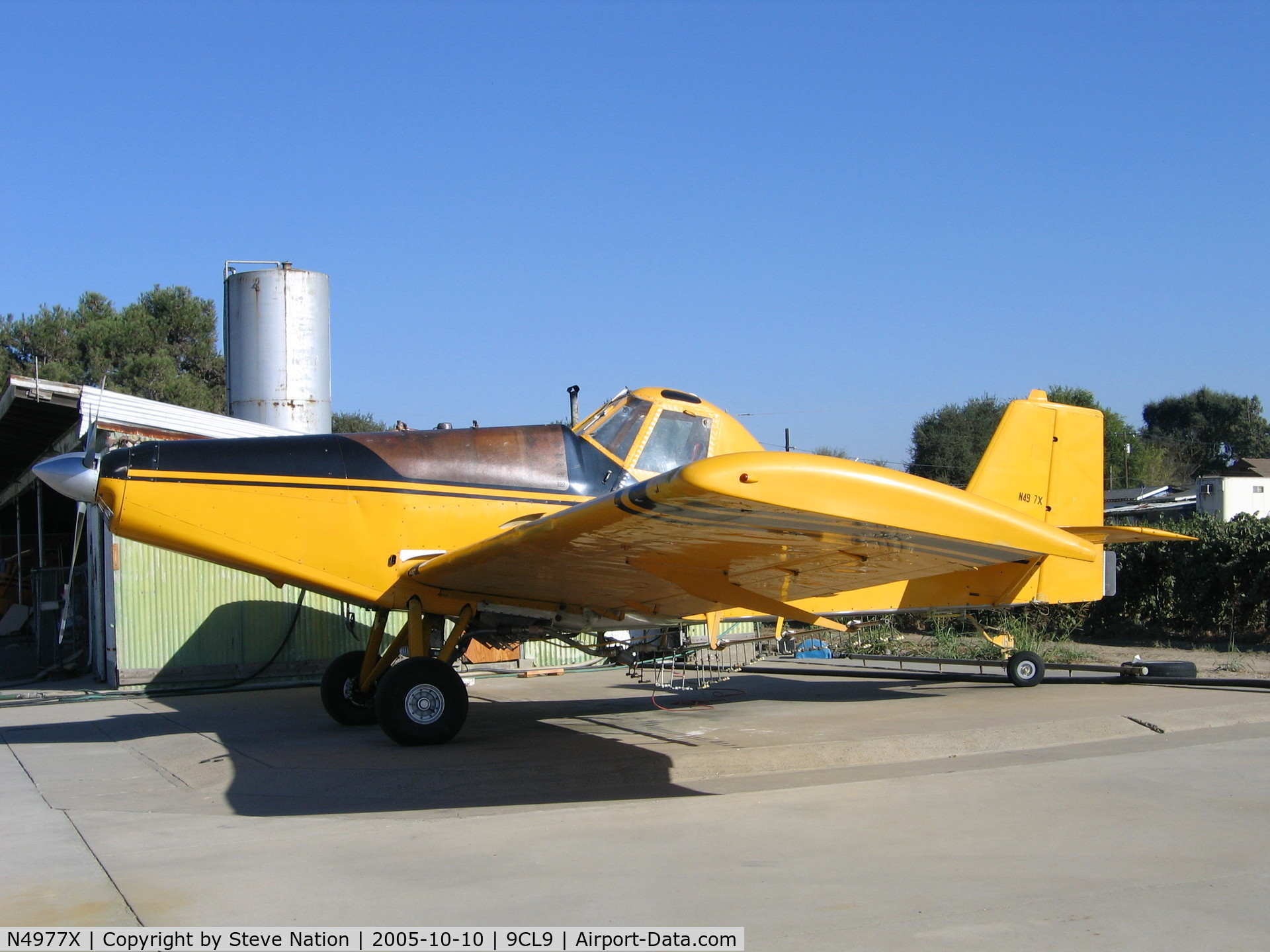 N4977X, 1975 Rockwell International S-2R Turbo Thrush Commander C/N 5022R, Alexander Ag Aviation 1975 Ayres S2R-T34 at Walnut Grove, CA