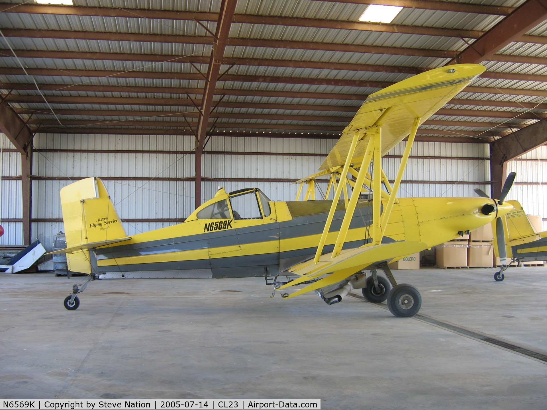 N6569K, 1978 Grumman-Schweizer G-164C C/N 5C, Chuck Jones Flying Service 1978 Schweizer G-164C Ag-Cat rigged as duster at their Biggs, CA base