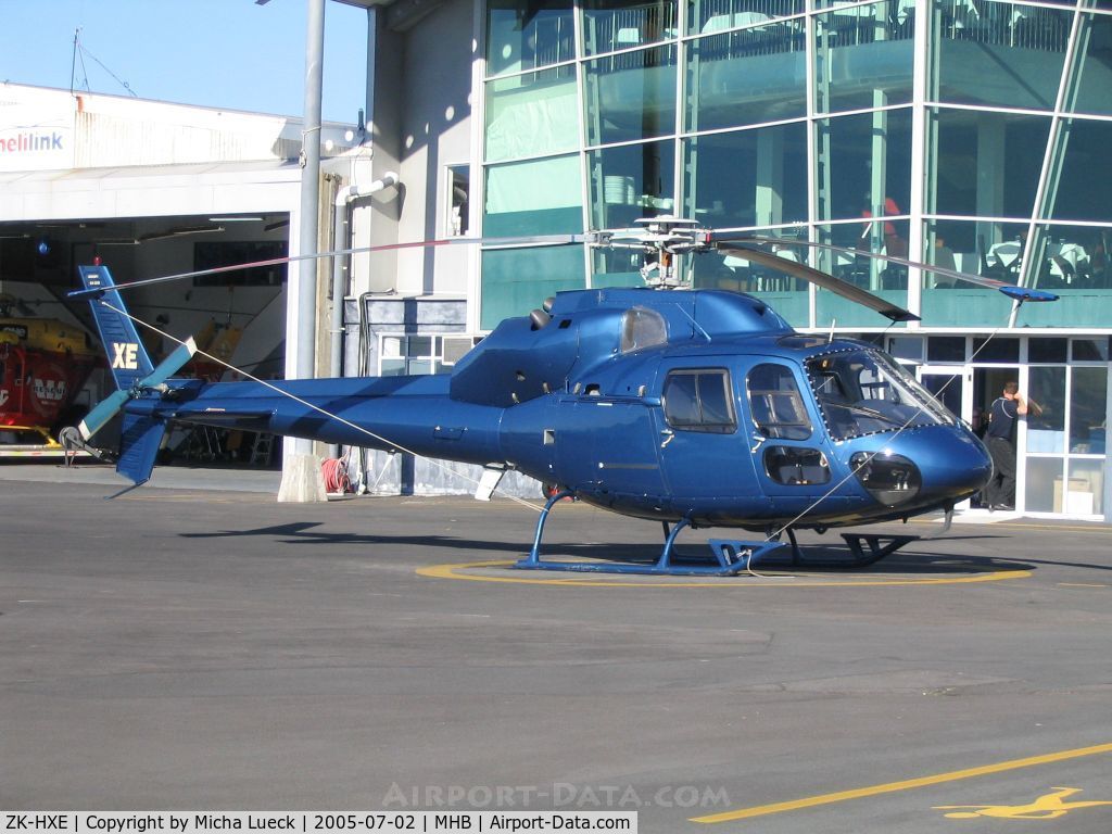 ZK-HXE, Aerospatiale AS-355F-1 Ecureuil 2 C/N 5219, At Mechanics Bay Heliport