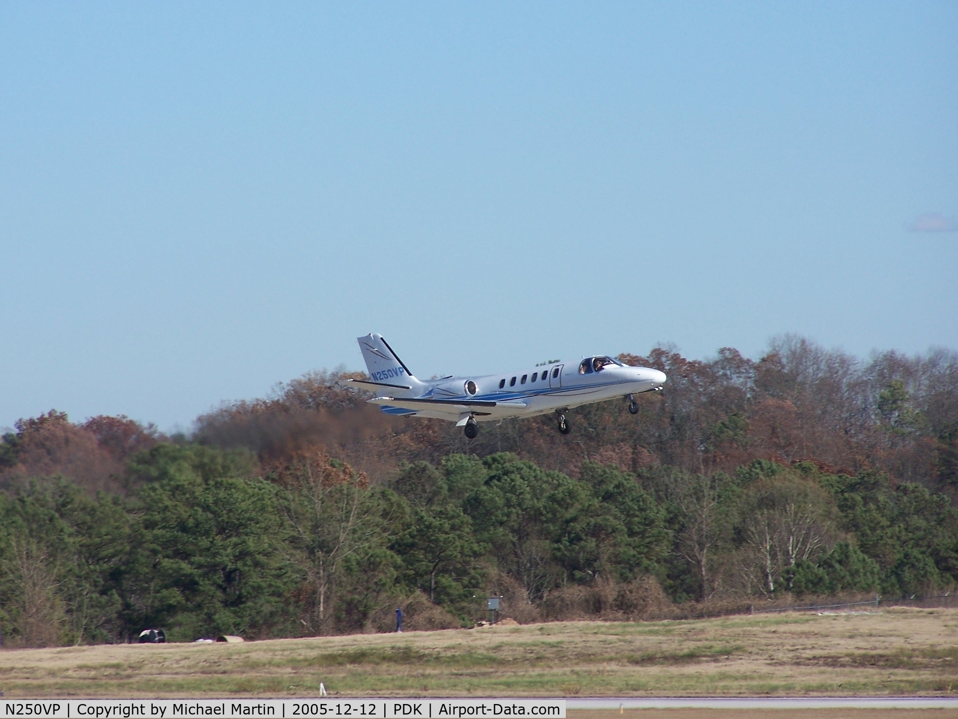 N250VP, 1981 Cessna 550 C/N 550-0250, Arriving PDK headed to Signature Air @ PDK