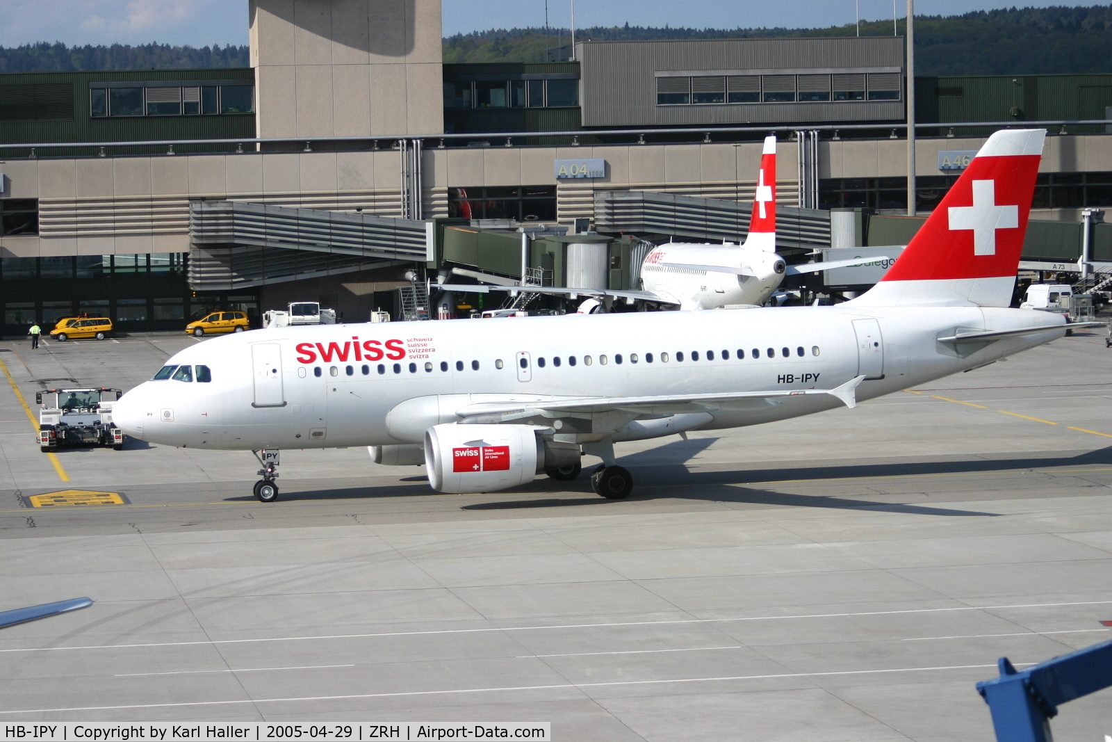 HB-IPY, 1996 Airbus A319-112 C/N 621, ready for Taxi on Zurich Airport, Switzerland