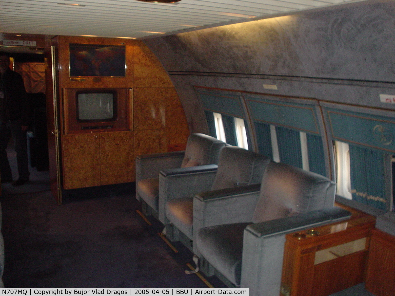 N707MQ, 1977 Boeing 707-368C C/N 21368, Photos taken inside N707MQ VIP ex Royal Saudi Fleet