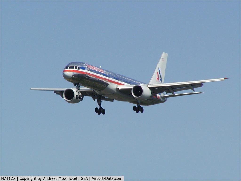 N711ZX, 1997 Boeing 757-231 C/N 28481, American Airlines Boeing 757 landing at Seattle-Tacoma International Airport