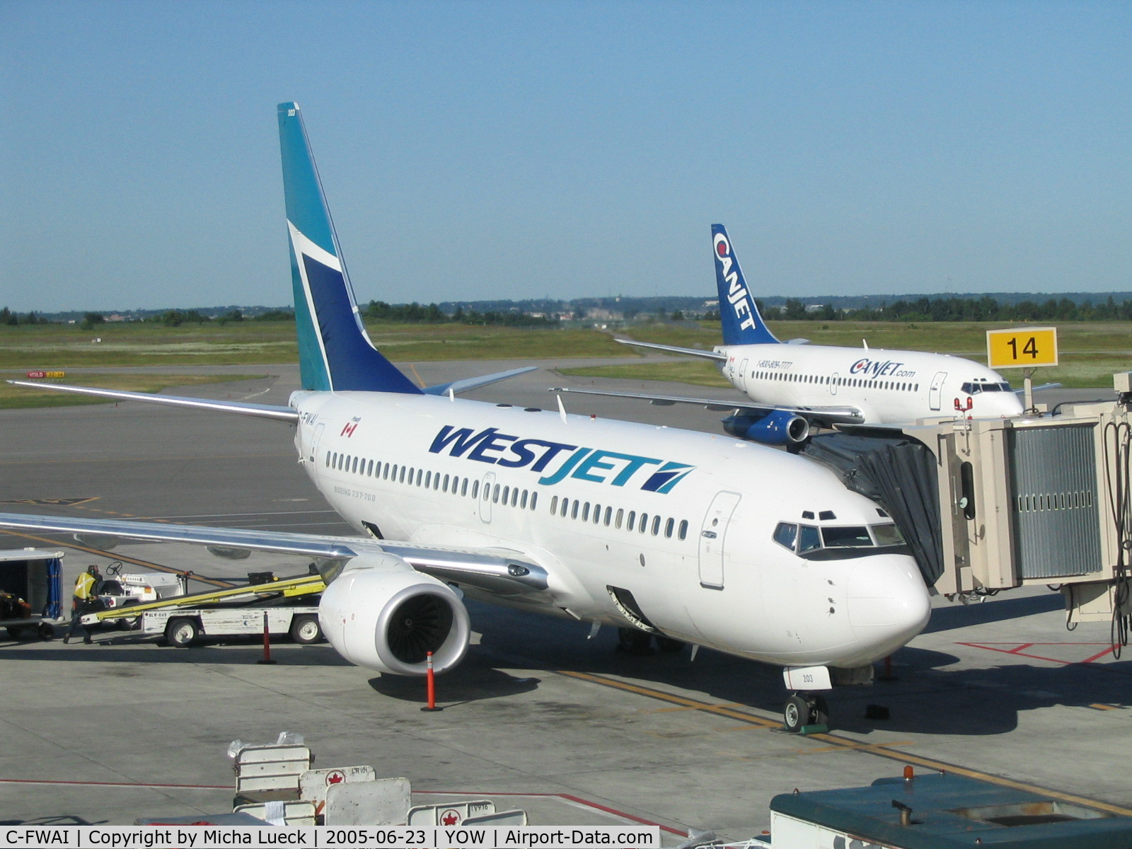 C-FWAI, 2002 Boeing 737-7CT C/N 33656, Just arrived from the early morning flight from Hamilton