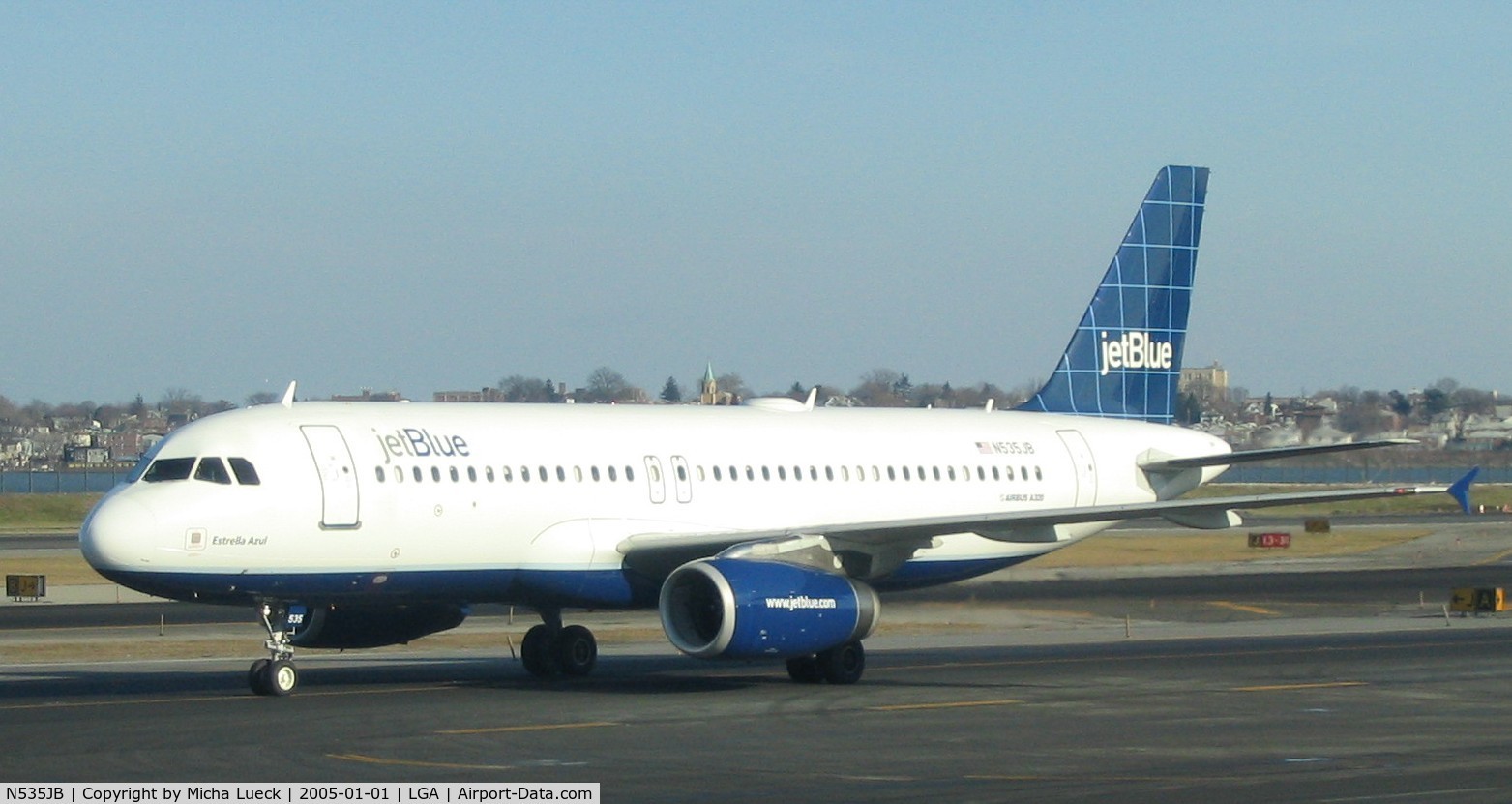 N535JB, 2002 Airbus A320-232 C/N 1739, Jet Blue at La Guardia