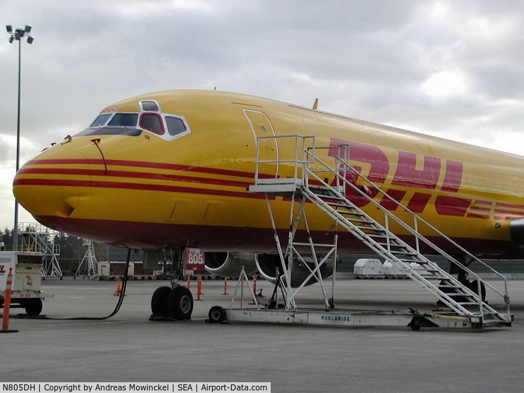 N805DH, 1970 Douglas DC-8-73F C/N 46125, DHL DC-8-73F freighter at Seattle-Tacoma International Airport. ex Air Canada