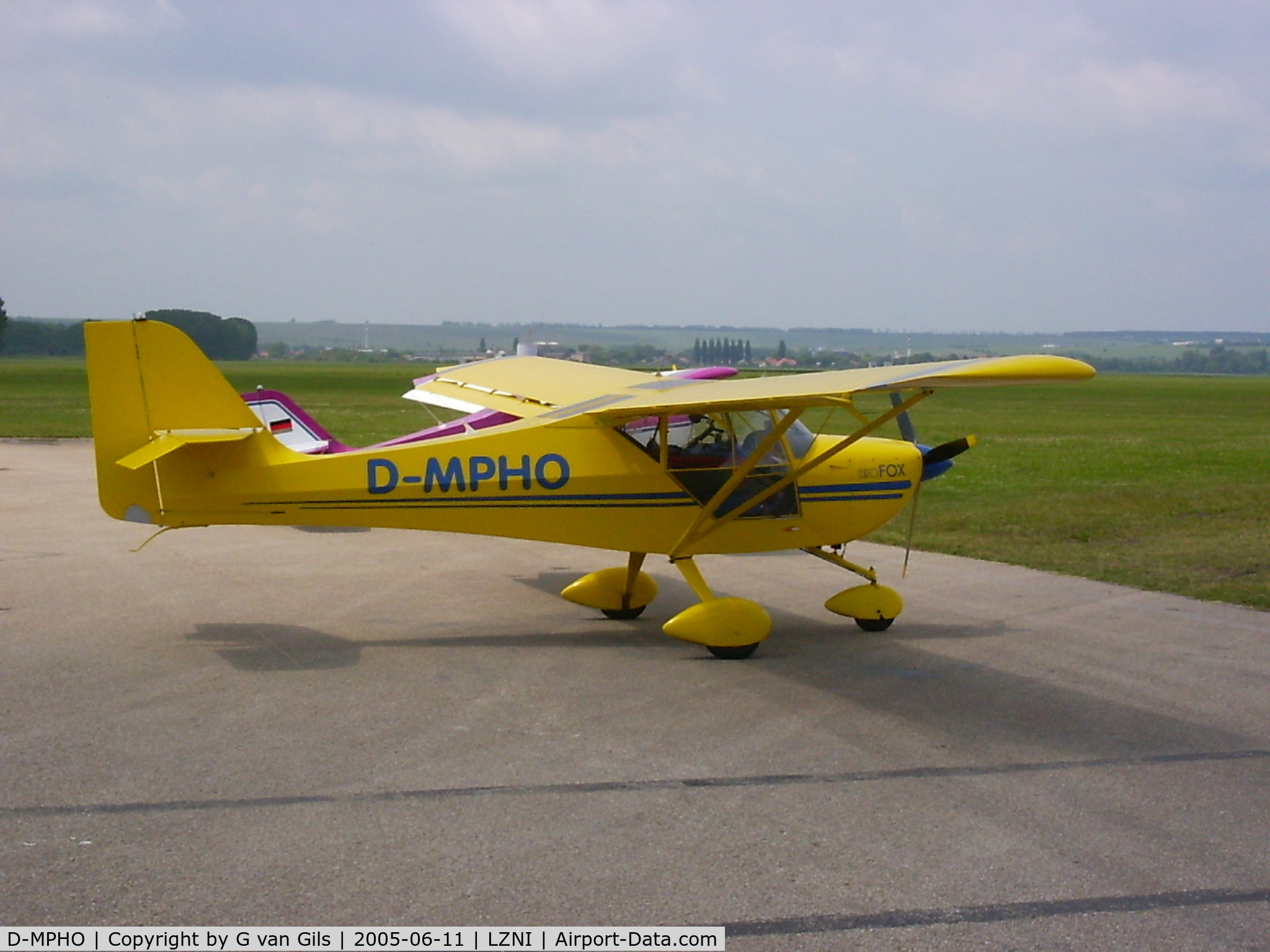 D-MPHO, 2001 Aeropro Eurofox C/N 10001, An Eurofox visiting Airport Nitra in Slowakia to make a view days tour together with 3 other foxes to Kroatia.