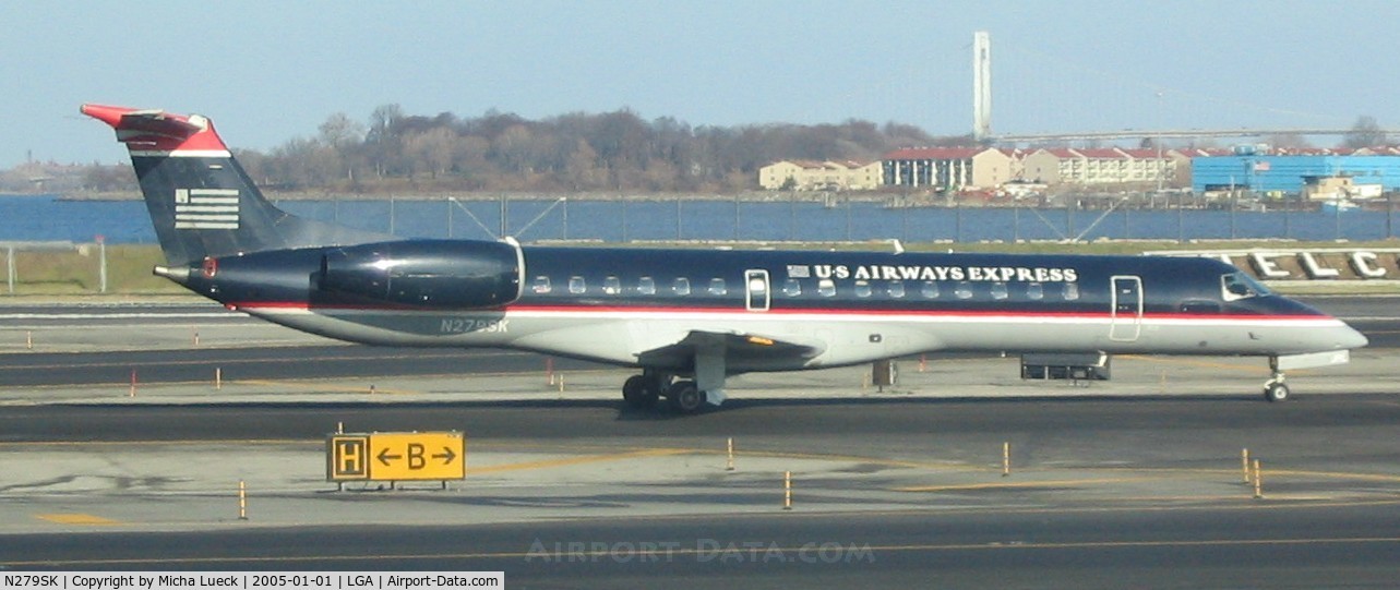 N279SK, 2001 Embraer EMB-145LR C/N 145379, Chautauqua Airlines for US Airways Express