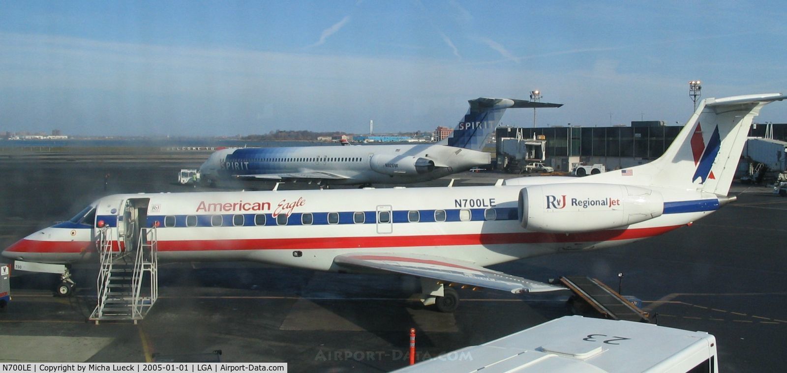 N700LE, 1999 Embraer ERJ-135LR (EMB-135LR) C/N 145156, American Eagle, American Airlines' commuter arm