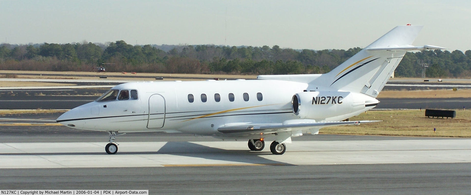 N127KC, 1994 British Aerospace BAe.125-800 C/N 258255, Taxing back from flight
