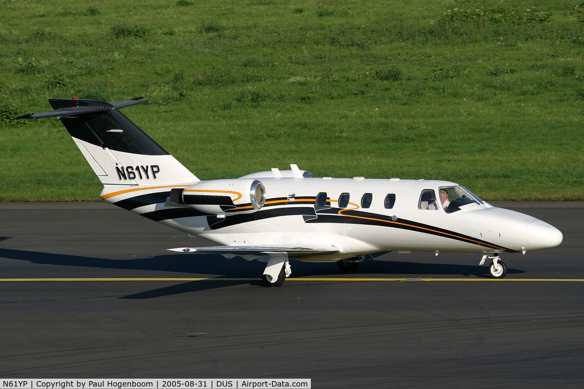 N61YP, 1998 Cessna 525 CitationJet C/N 525-0237, departure at EDDL