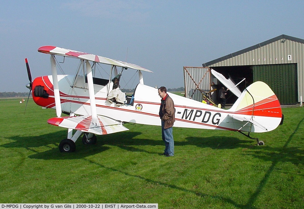 D-MPDG, Platzer Kiebitz C/N 041, A very nice  Kiebitz B at Microlight airfield Stadskanaal in the Netherlands