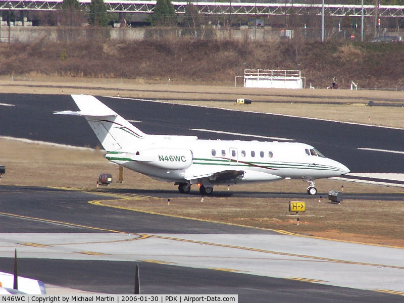 N46WC, 1992 British Aerospace BAe.125-1000B C/N 259028, Taxing to Runway 20L