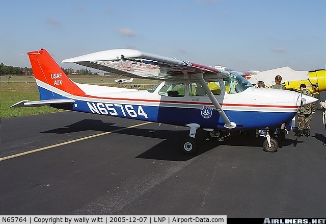 N65764, 1982 Cessna 172P C/N 17275868, Cessna C172 180 hp