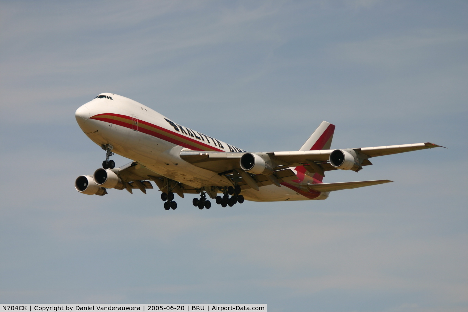 N704CK, 1980 Boeing 747-209F C/N 22299, arrival on rnw 25R