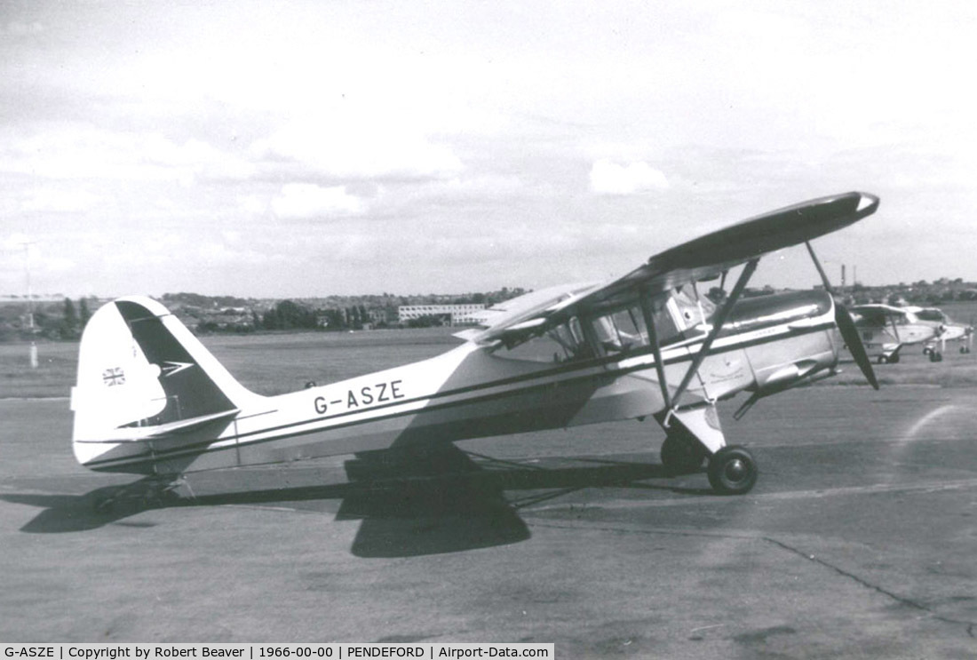 G-ASZE, 1964 Beagle A-61 Terrier 2 C/N B.636, Beagle A61 Terrier 2 owned by Don Everall Aviation