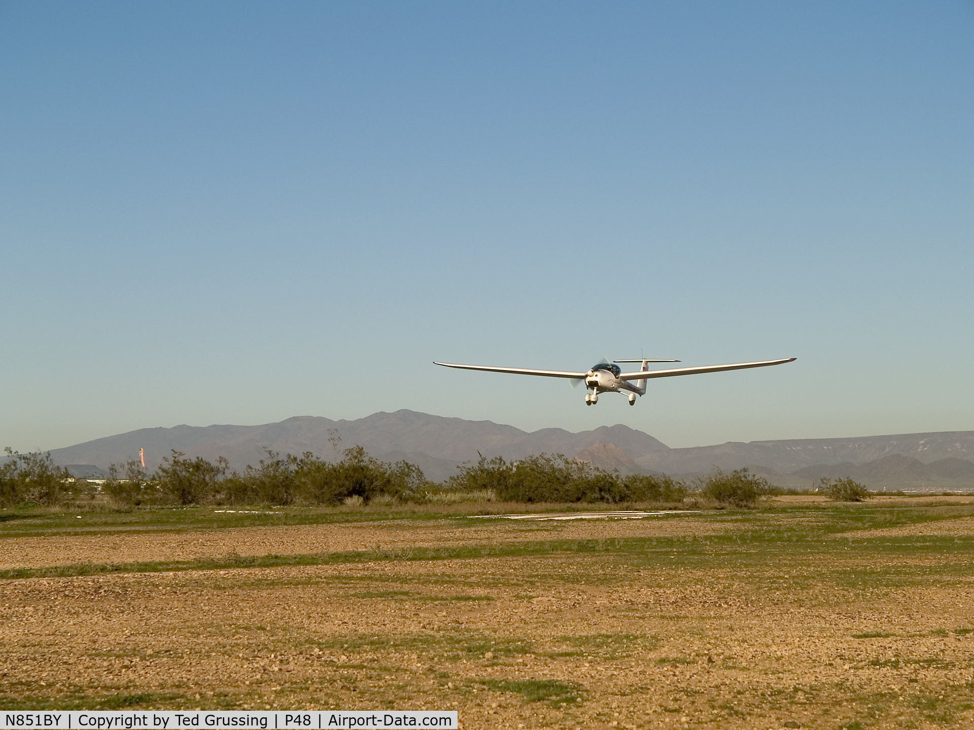 N851BY, 2002 Urban Air UFM 13/15 C/N 26/13, UFM 13/15 Lambada MotorGlider