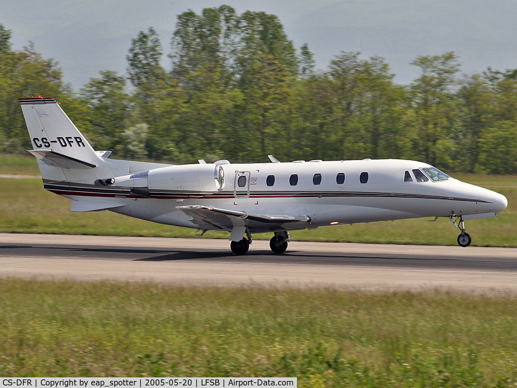 CS-DFR, 2004 Cessna 560 Citation Excel C/N 560-5355, Landing on Runway 16