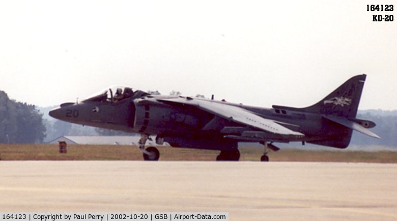 164123, McDonnell Douglas AV-8B Harrier II C/N 199, Returning from another crowd-pleasing V/STOL demo