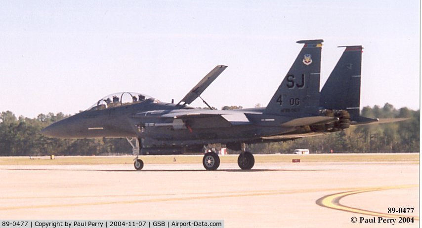 89-0477, 1989 McDonnell Douglas F-15E Strike Eagle C/N 1124/E099, Representing the 4th Operational Group, with all four squadron colors on the fintips