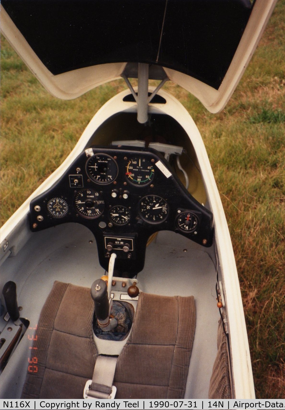 N116X, 1977 Schleicher ASW-19 C/N 19122, Cockpit View