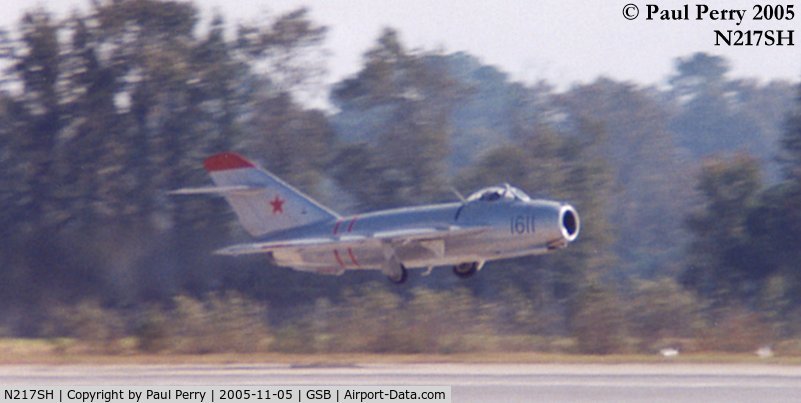 N217SH, 1959 PZL-Mielec Lim-5 (MiG-17F) C/N 1C1611, The VK-1 pushes her airborne once again.  Don't see many centrifugal turbojets anymore
