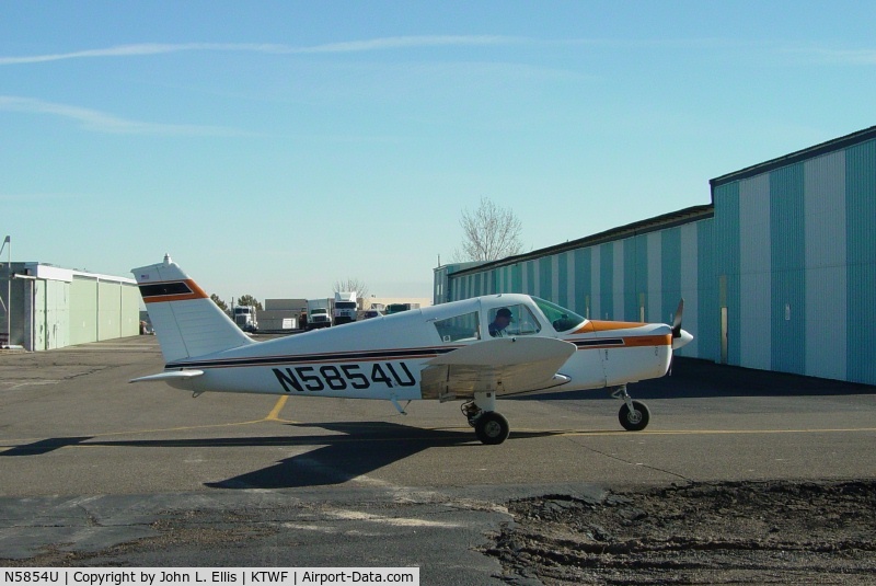 N5854U, 1970 Piper PA-28-140 Cherokee C/N 28-26686, N5454U at KTWF