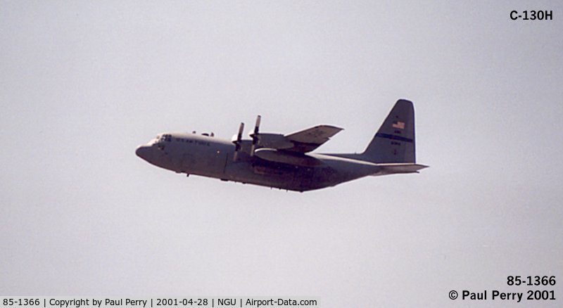 85-1366, 1985 Lockheed C-130H Hercules C/N 382-5081, The Texas ANG providing the jump plane, here she is on climbout