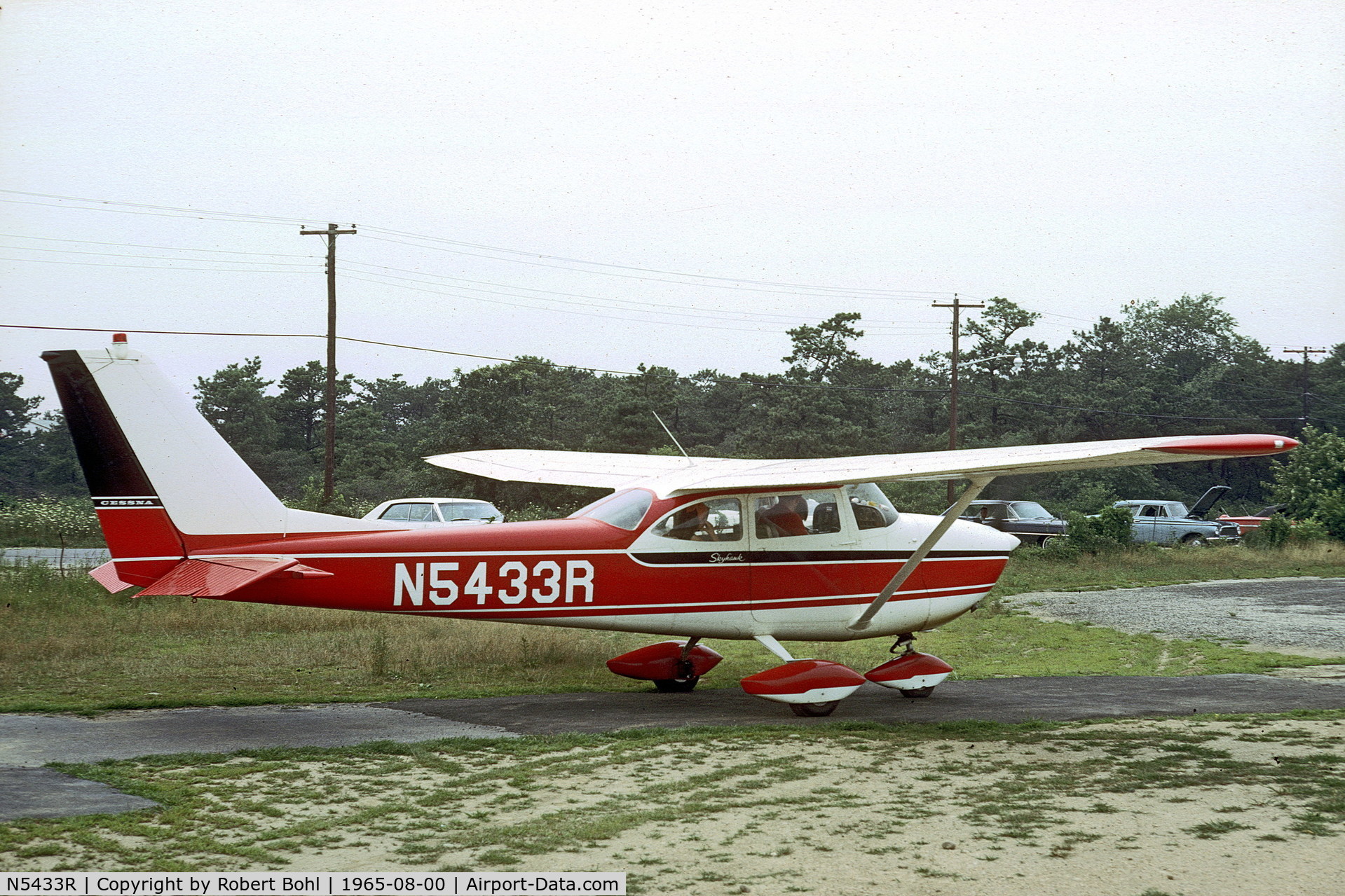 N5433R, 1965 Cessna 172F C/N 17252981, Cessna 172F Skyhawk at Zahn's Airport, Amityville NY