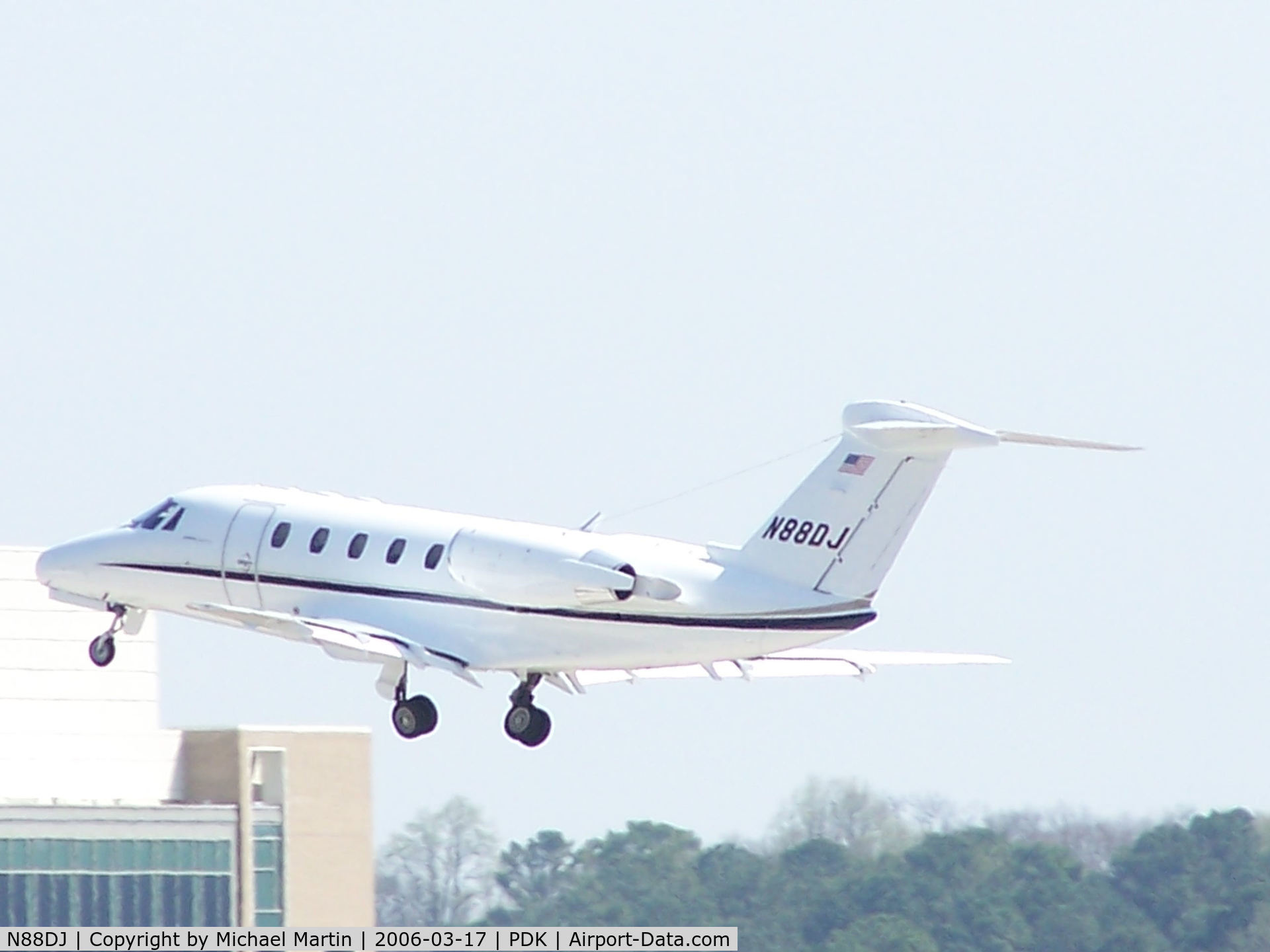 N88DJ, 1989 Cessna 650 Citation III C/N 650-0167, Departing PDK enroute to 4A7 with racer Dale Jarrett