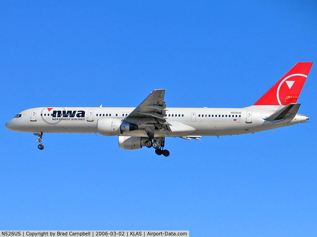 N526US, 1987 Boeing 757-251 C/N 23620, Northwest Airlines / Boeing 757-251 / Today was the first time I went to take photos at McCarran. When 20 feet from touchdown, it dipped hard right, left & right then aborted landing!