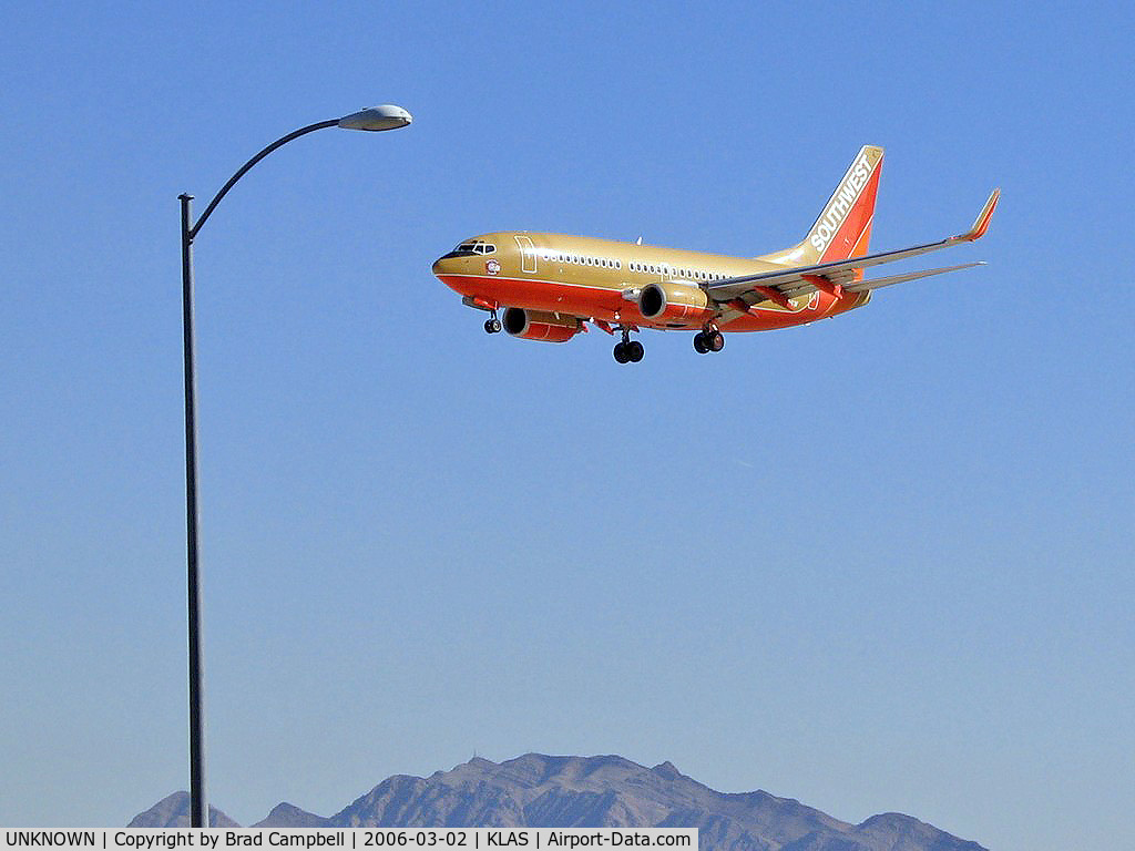UNKNOWN, Boeing 737 C/N Unknown, Southwest Airlines / This will come in handy at night!