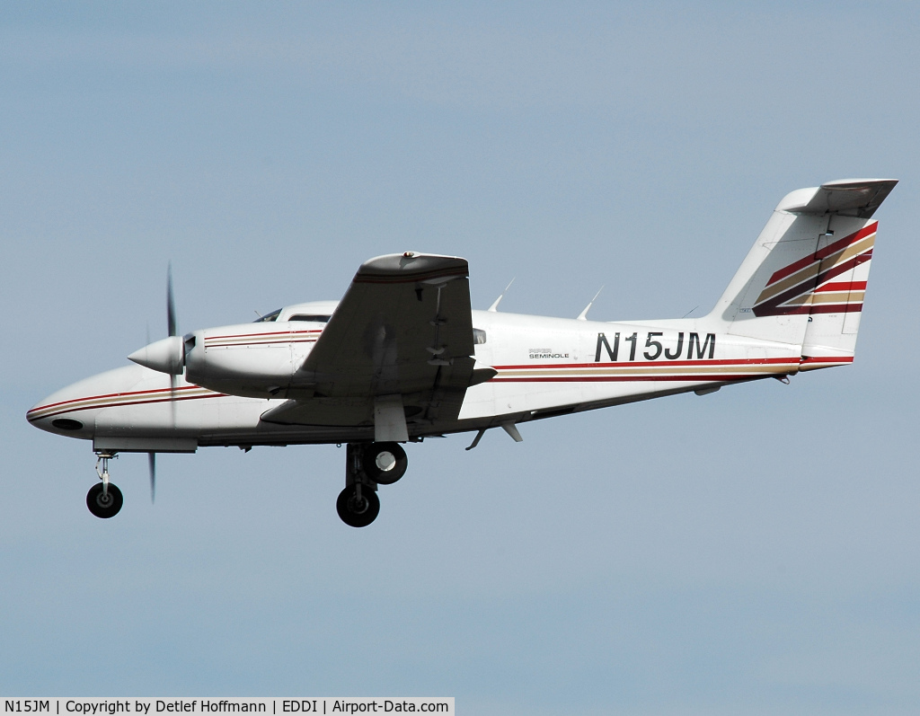 N15JM, 1981 Piper PA-44-180T Turbo Seminole C/N 44-8107060, Berlin