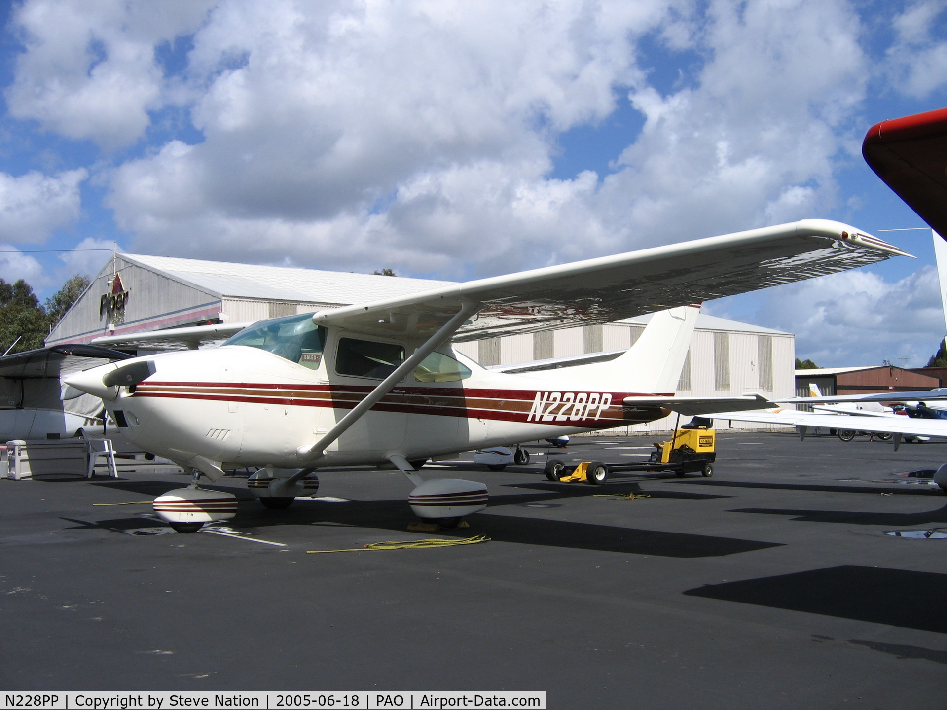 N228PP, 1977 Cessna 182Q Skylane C/N 18266162, Palo Alto Municipal Airport, CA