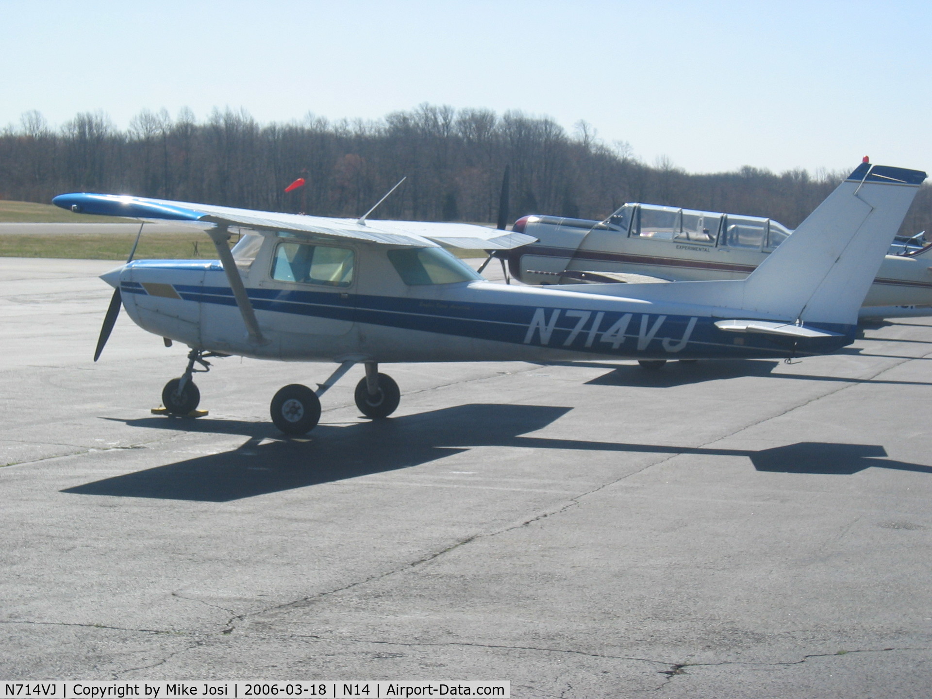N714VJ, 1977 Cessna 152 C/N 15279464, Eagles View Cessna 152 visiting Flying W (N14)