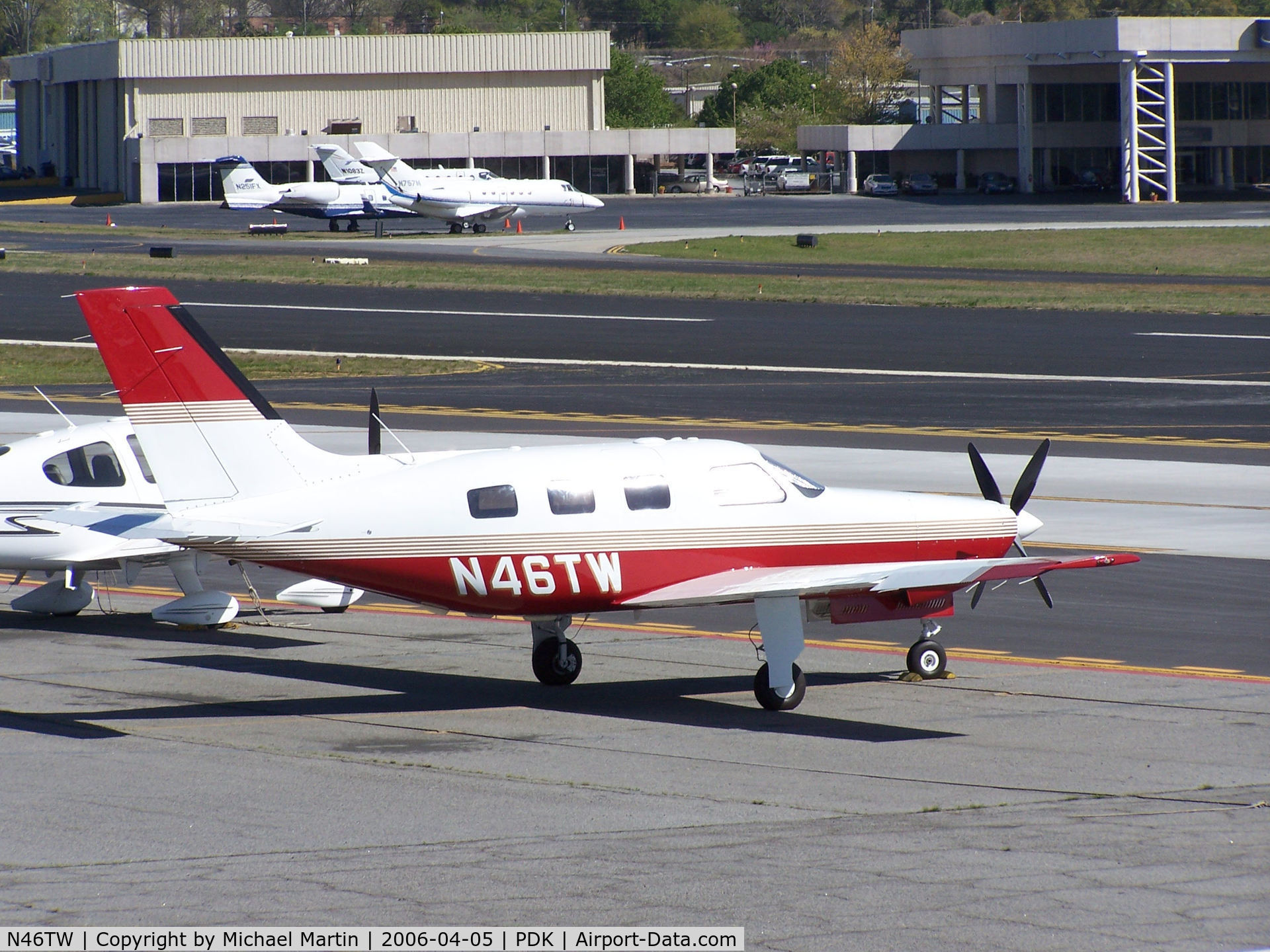 N46TW, 1989 Piper PA-46-350P Malibu Mirage C/N 4622071, Tied down @ Epps