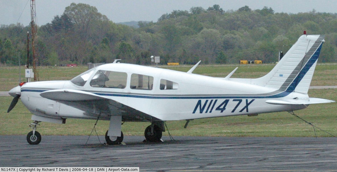 N1147X, 1975 Piper PA-28R-200 Cherokee Arrow C/N 28R-7535259, 1975 Piper PA-28R-200 at Danville Va.
