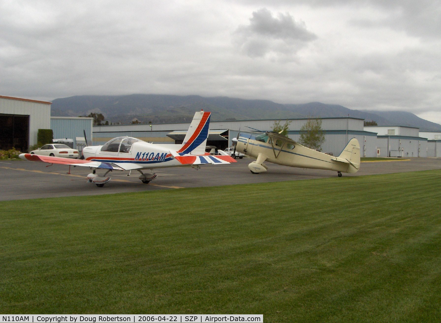 N110AM, 1996 Zlin Z-242L C/N 0727, 1996 Moravan Zlin Z242L fully aerobatic, Lycoming AEIO-360-B 200 Hp, N4638N 1944 Howard DGA-15P behind