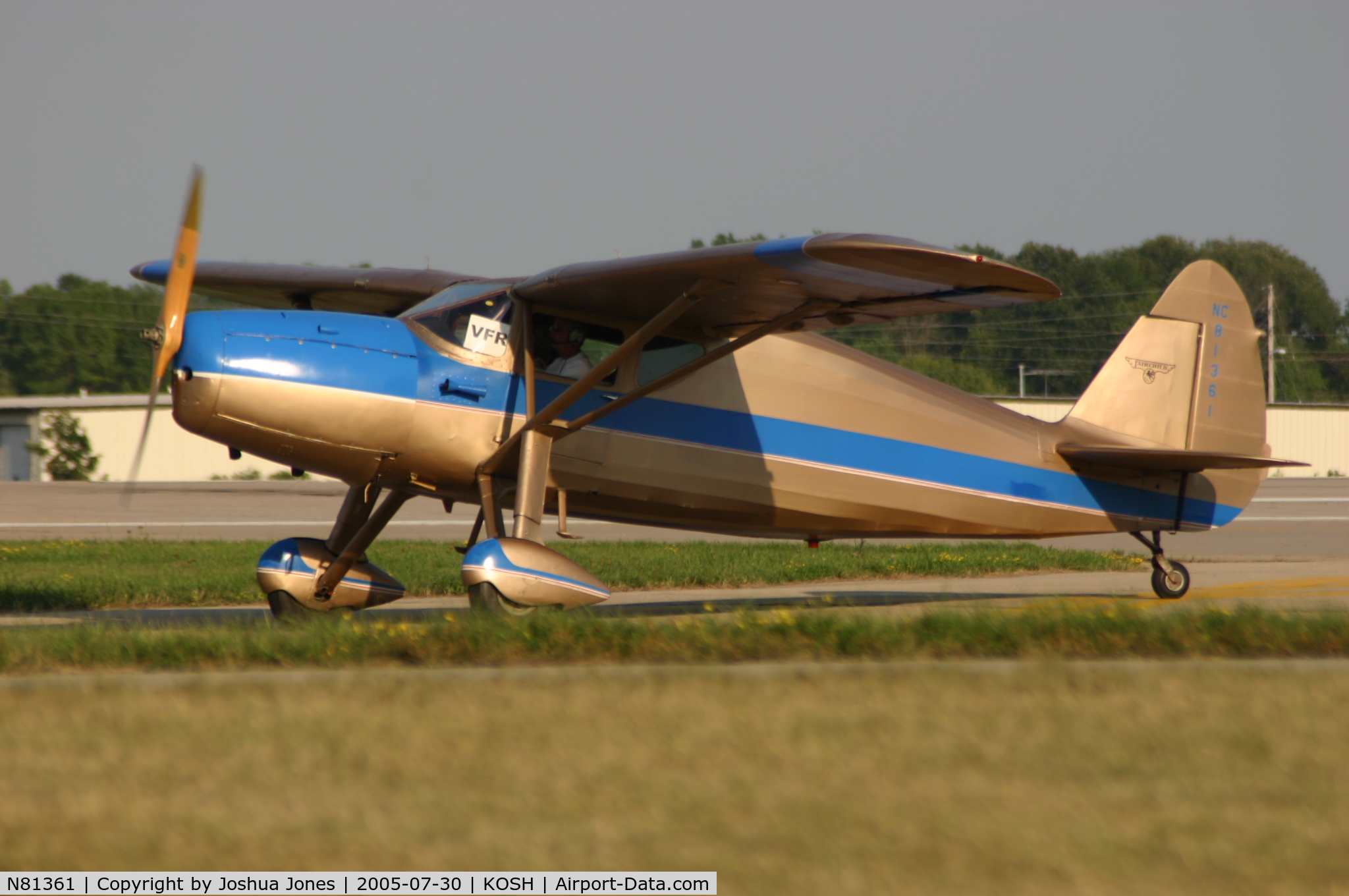 N81361, 1946 Fairchild 24R-46 C/N R46261, NC81361 taxiing out for VFR dep @ Airventure '05