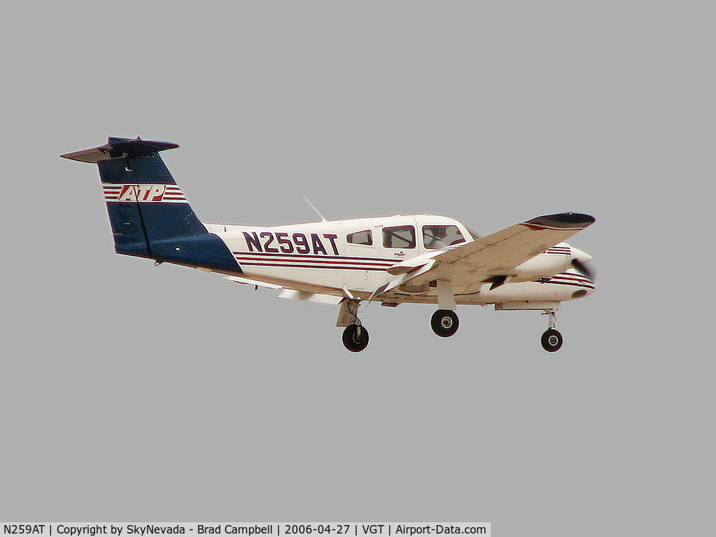 N259AT, 2001 Piper PA-44-180 Seminole C/N 4496080, Airline Transport Professional Corp. / 2001 Piper PA-44-180