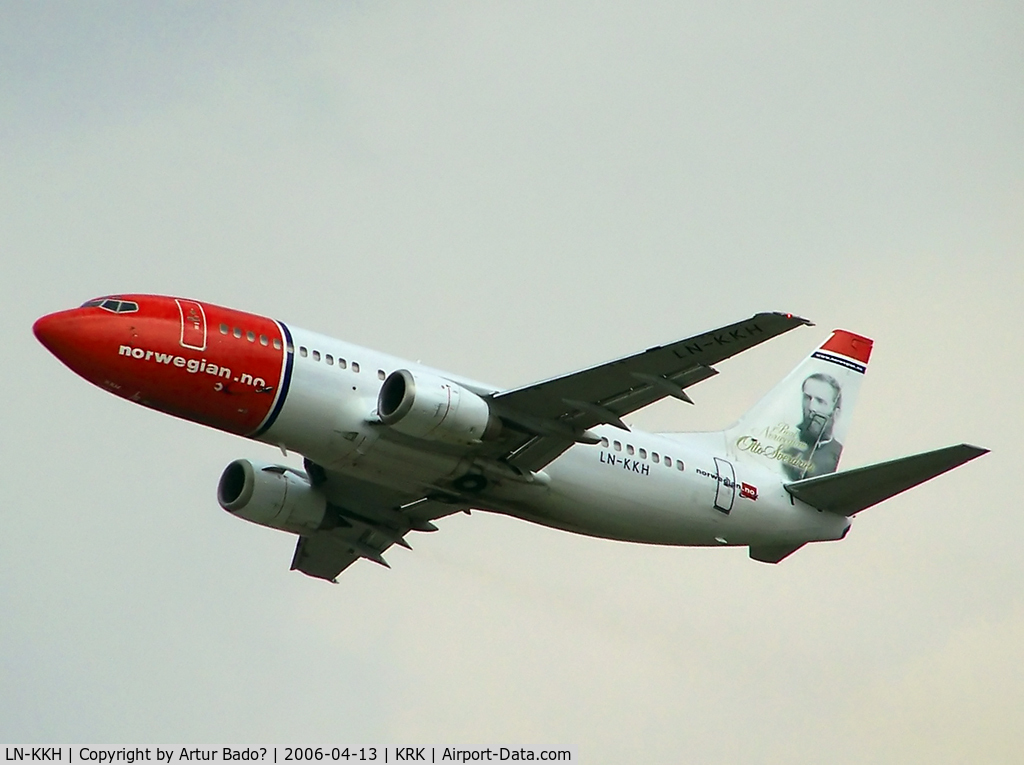LN-KKH, 1990 Boeing 737-3K2 C/N 24328, after departure rwy 25 - Norwegian
