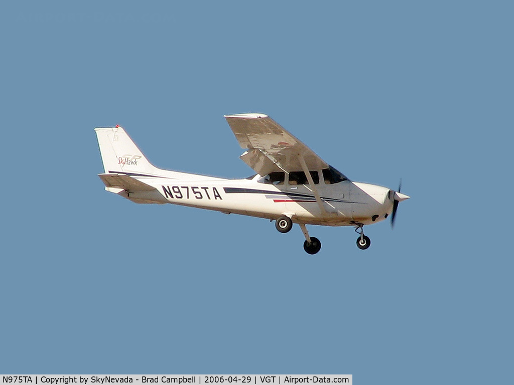 N975TA, 2002 Cessna 172S C/N 172S9257, Western Horizon Aviation / 2002 Cessna 172S (Skyhawk)