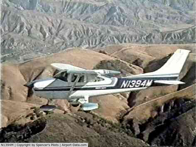 N1394M, 1975 Cessna 182P Skylane C/N 18264311, N1394M