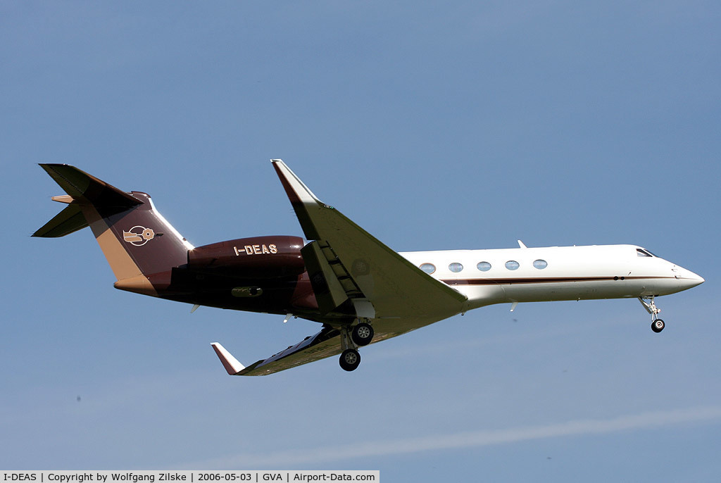 I-DEAS, 2000 Gulfstream Aerospace G-V C/N 593, visitor