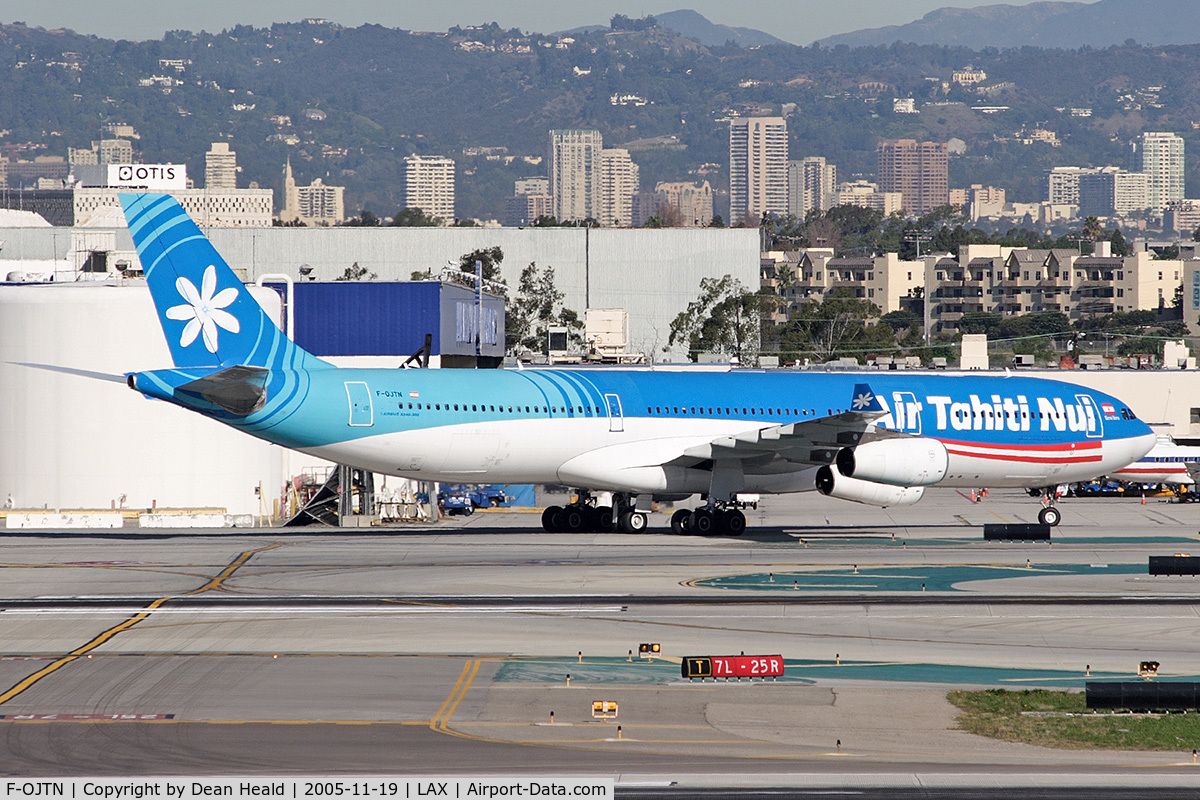 F-OJTN, 2001 Airbus A340-313 C/N 395, Air Tahiti Nui F-OJTN taxiing to the gate after arrival.