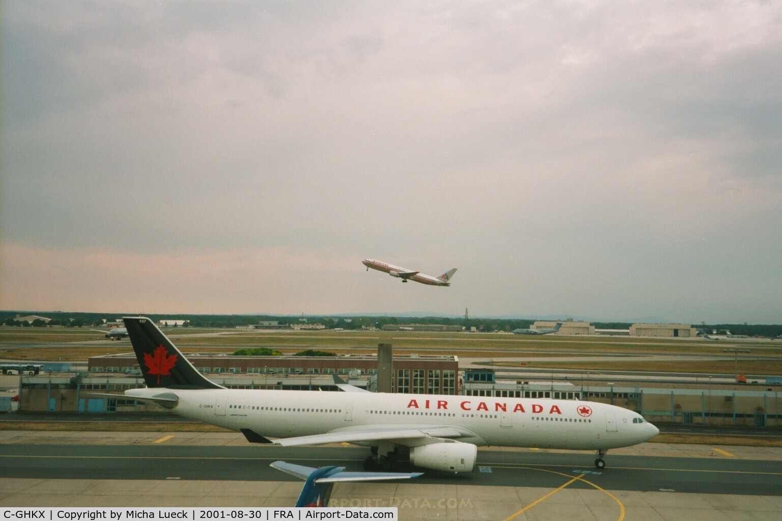 C-GHKX, 2001 Airbus A330-343 C/N 0412, A330 of Air Canada taxiing past the visitor deck