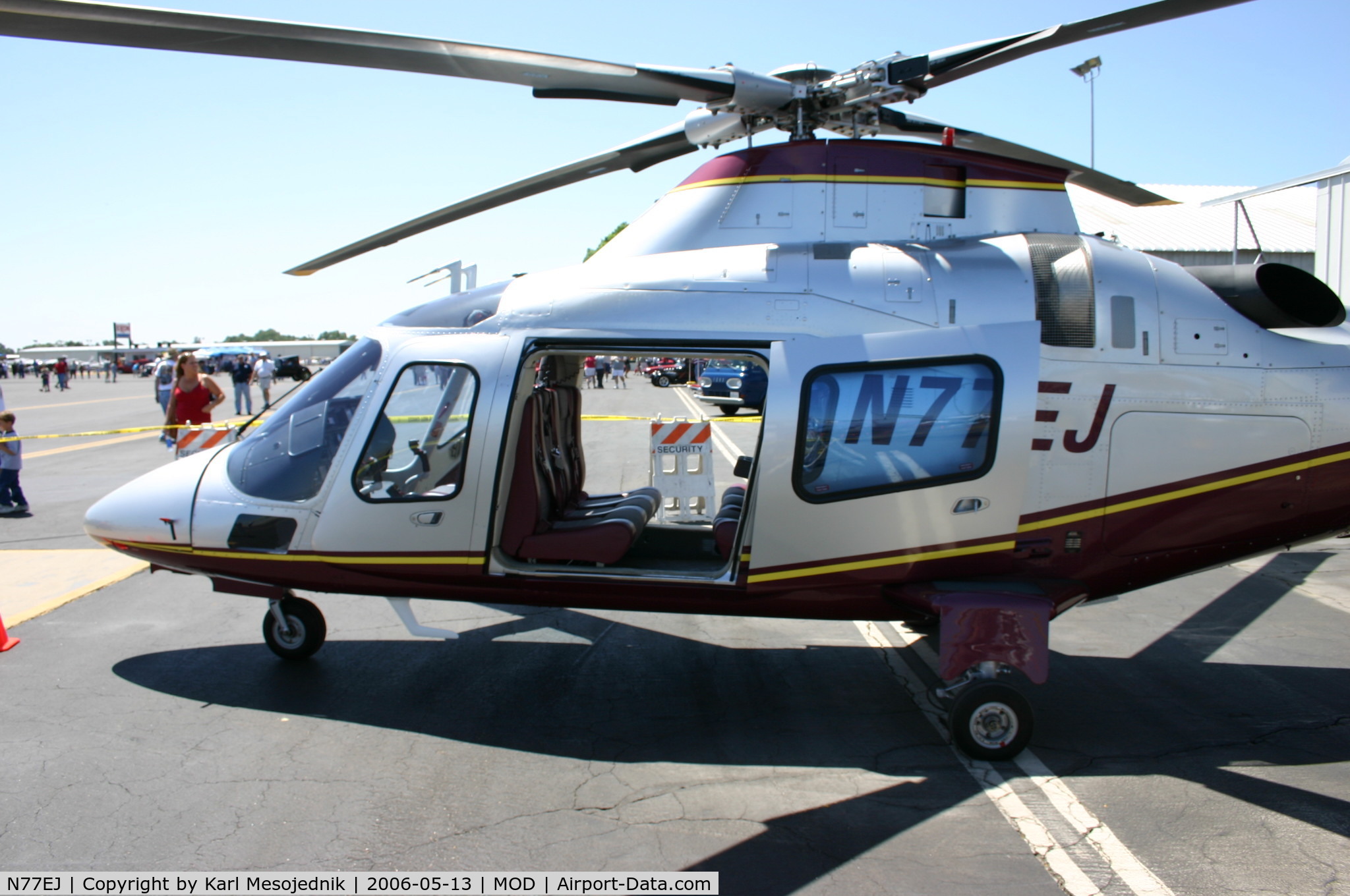 N77EJ, 2002 Agusta A-109E C/N 11140, Agusta SPA A109E