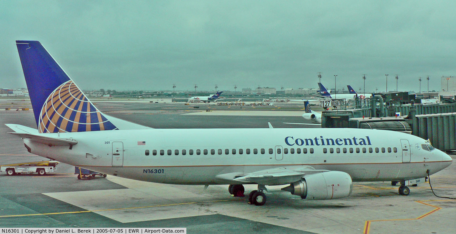 N16301, 1985 Boeing 737-3TO C/N 23352, One of Continental's many 737-300s takes a break at Newark.